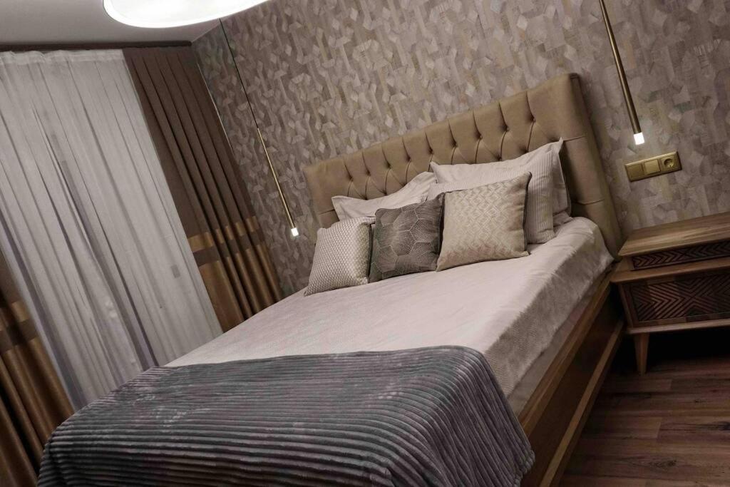 New Luxury 3-Bedroom Apartment Segovia Exterior foto